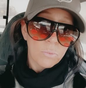 Meet your Posher, Lesley beth